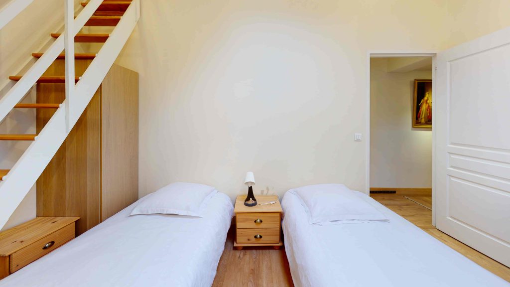 Charmilles_des_Cordeliers_Versailles_Chaleureux_ib_chambre_enfants_1
