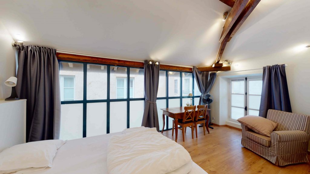 Charmilles_des_Cordeliers_Versailles_Chaleureux_ib_master_chambre_2